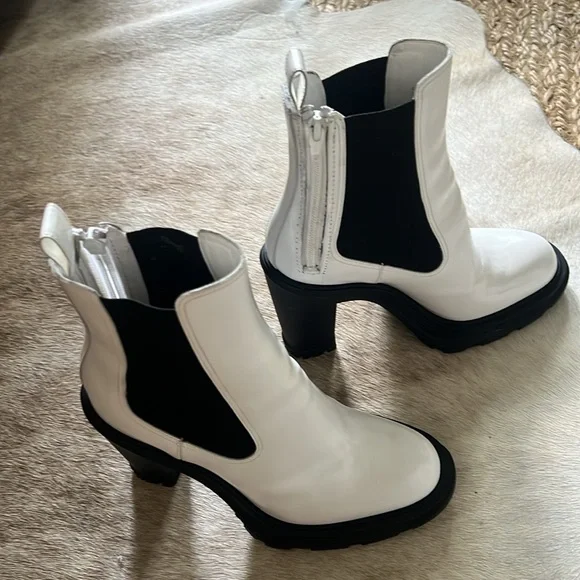 Alexander McQueen Two Tone leather chelsea boots - Picture 9 of 13